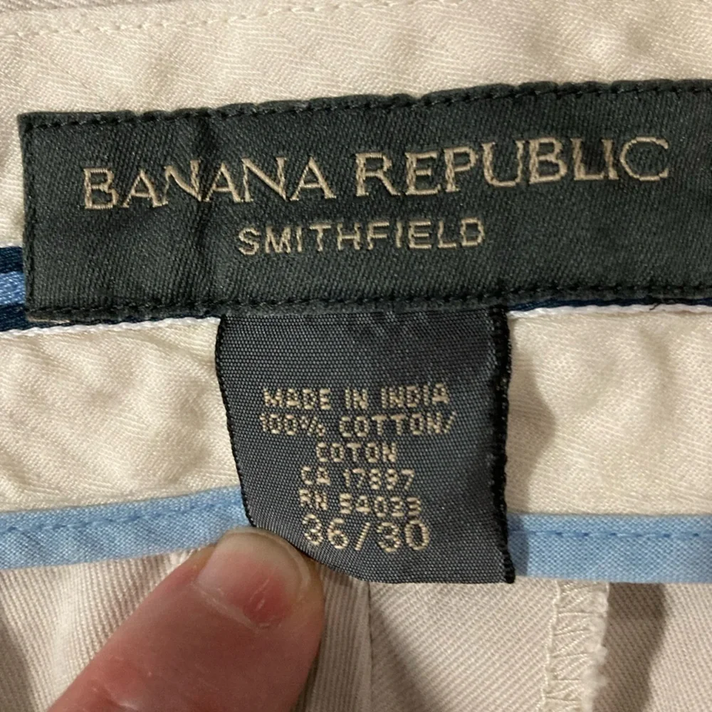Banana Republic Men’s Size 36/30 Cream‎ Smithfield Chino Pants